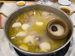 -朴小妹人参鸡汤火锅(长白山万达店)