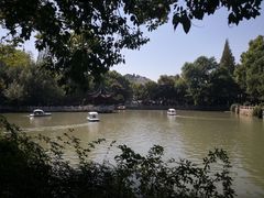 -汇龙潭