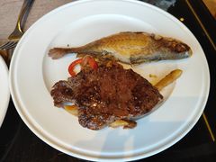 -大中华希尔顿酒店-念自助餐·嗨啤·小龙虾