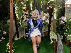 -马猴烧酒二次元cosplay换装写真自拍体验馆