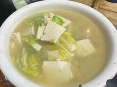 -明月食府(二区干二路店)
