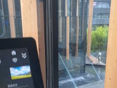 -漠浔MOTION健身(虹桥国际展汇店)