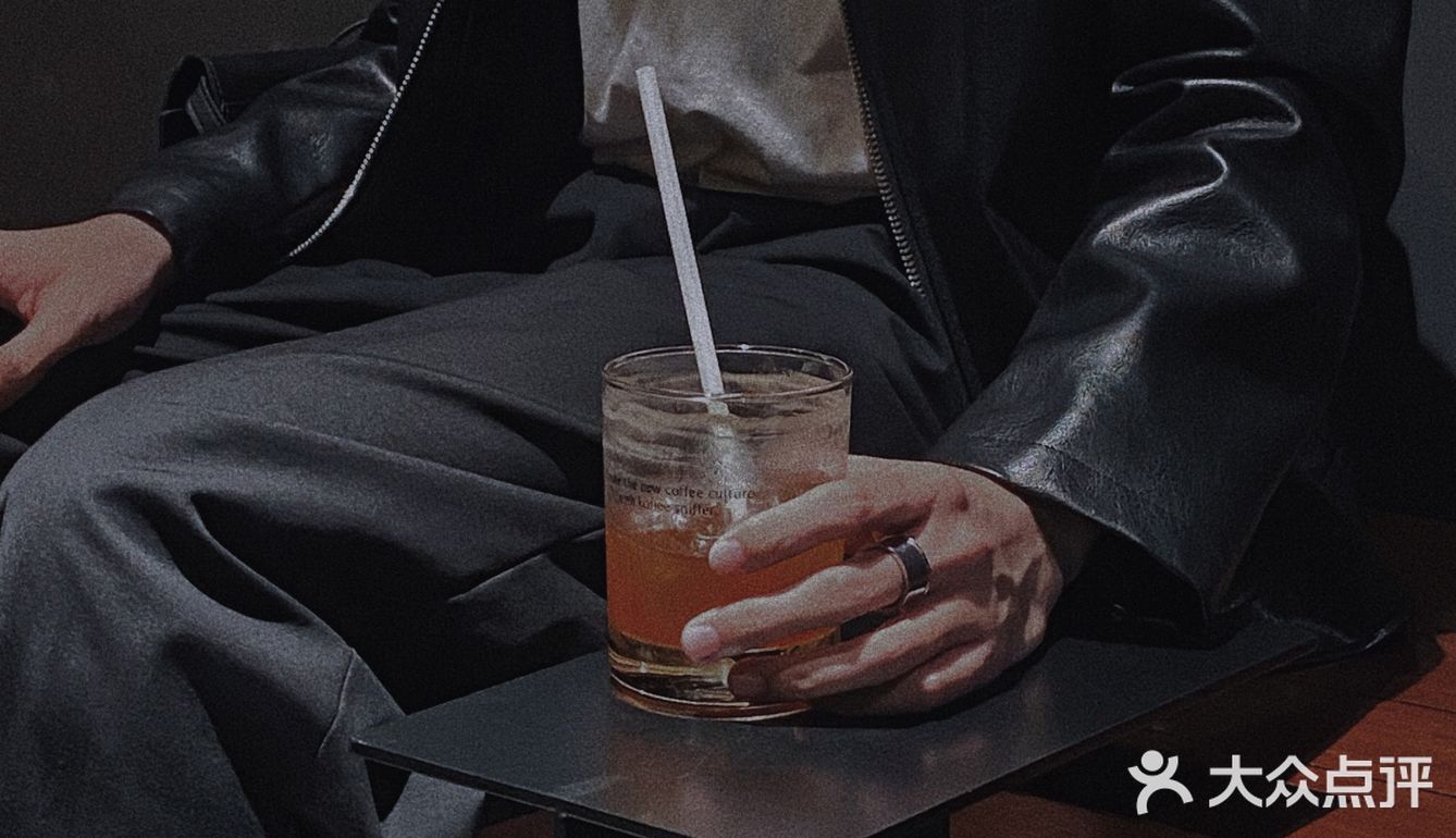 氛围组“koffee sinffer”