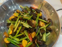 -黑鸡小馆(金源店)