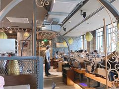 -湊湊火锅·茶憩(南京东路悦荟店)