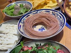 -洱火云南酸菜牛肉火锅(石景山当代商城店)