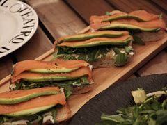 三文鱼牛油果-IL TEATRO 精品意大利餐厅