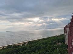 -三亚湾海居铂尔曼度假酒店