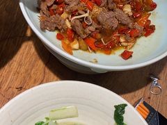 -聚鑫朋酸菜肥肠(文艺路口店)