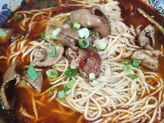 红烧肥肠小面-丁丁猫重庆小面(徐州路店)