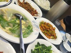 -湖南人家湘菜馆(镇江路店)