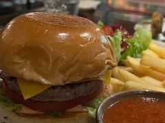 -Brut Eatery悦璞食堂(建国东路店)