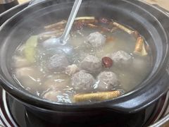 -濠轩阁特色生蚝火锅(水湾路店)