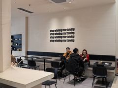 -M Stand(凯德乐峰广场店)