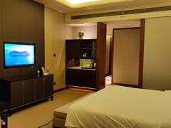 -天津京基皇冠假日酒店