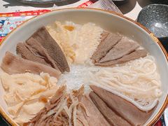 川门毛肚七绝-哥老官重庆美蛙鱼头(日月光店)
