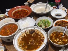 -鑫小城故事·藕汤·家常菜(台北一路总店)
