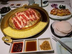 -猪啊牛呀羊啊铜盘烤肉(正大广场店)