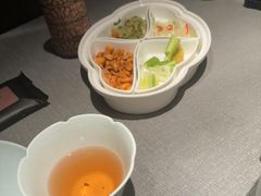 -左庭右院鲜牛肉火锅黑金店(陆家嘴中心店)