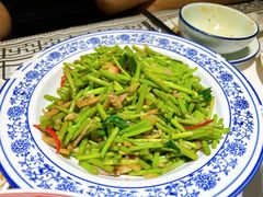 -客家大院·非遗赣南客家菜(郁孤台店)