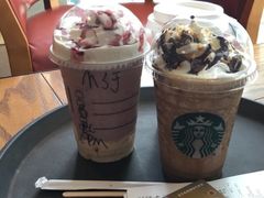 摩卡可可碎片星冰乐组合-星巴克(张家港购物公园店)