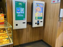 -麦当劳(中山大道中店)