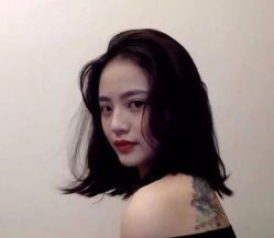 -时尚殿堂明星门店