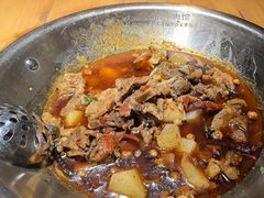 -大众跷脚牛肉馆·非遗传承单位(峨眉山店)