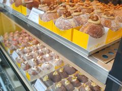 -85度C(生甜甜圈研究工坊·上海局门店)