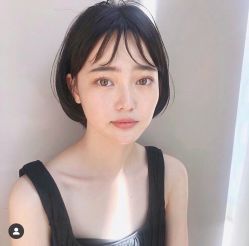 -变画·发型STUDIO
