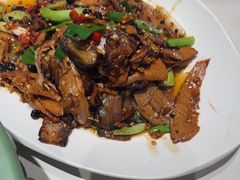 -老周家酱卤猪蹄私房菜(克拉玛依西街店)