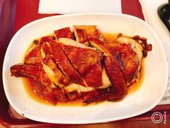 招牌油鷄-了凡油鸡饭·面(台北101店)