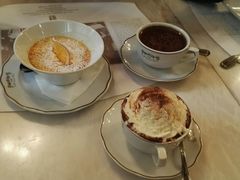 -Majestic Café