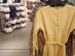 -日月光中心广场