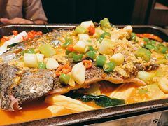 -里岛烤鱼(东港凯虹广场店)