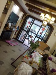 -杉惠素颜美妆皮肤管理中心