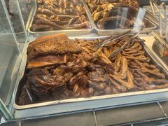 -老鼎万春卤菜(五代传承创始老店)