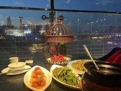 -三生三味密宗川菜·江景餐厅(来福士店)