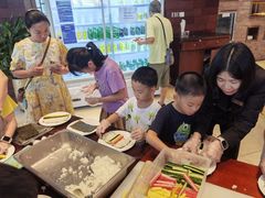 -广州希尔顿逸林酒店-OPEN開·全日制餐厅·海鲜·小火锅·自助餐(东风路店)