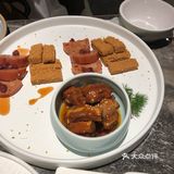 点的菜偏甜口，泡饭很好吃