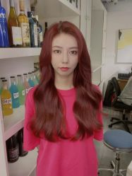 -MODEL'S HAIR