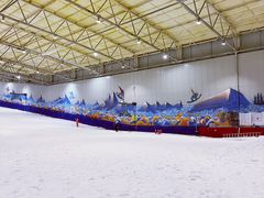 -乔波室内滑雪场