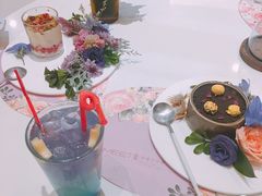 -MEET缘燕窝甜品&Tang's cake(华润万象城店)
