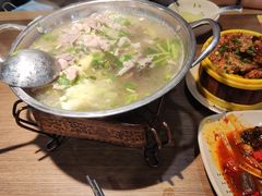 -肖四女乐山跷脚牛肉(世博源店)