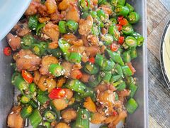 辣子鸡-八张桌子(老店)