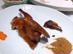 脆皮乳鸽-澄记狮头鹅安粮店