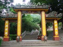 山门-灵光寺