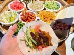 -包整·丝娃娃(一览甲秀楼风景店)