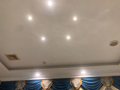 -艳阳天酒店(五里新村店)