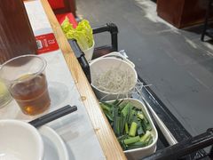 -鲁员外地锅鸡地锅鱼(古墩路店)
